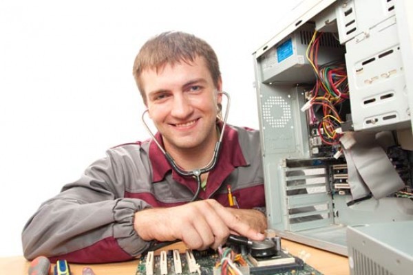 Техническое обслуживание и ремонт персонального компьютера (специалист HELPDESK)